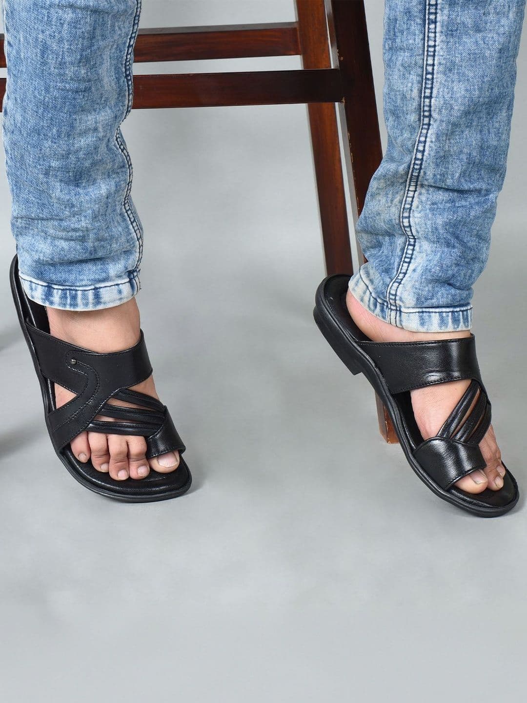 CALIBREL Men Thong Flip-Flops thumbnail 4