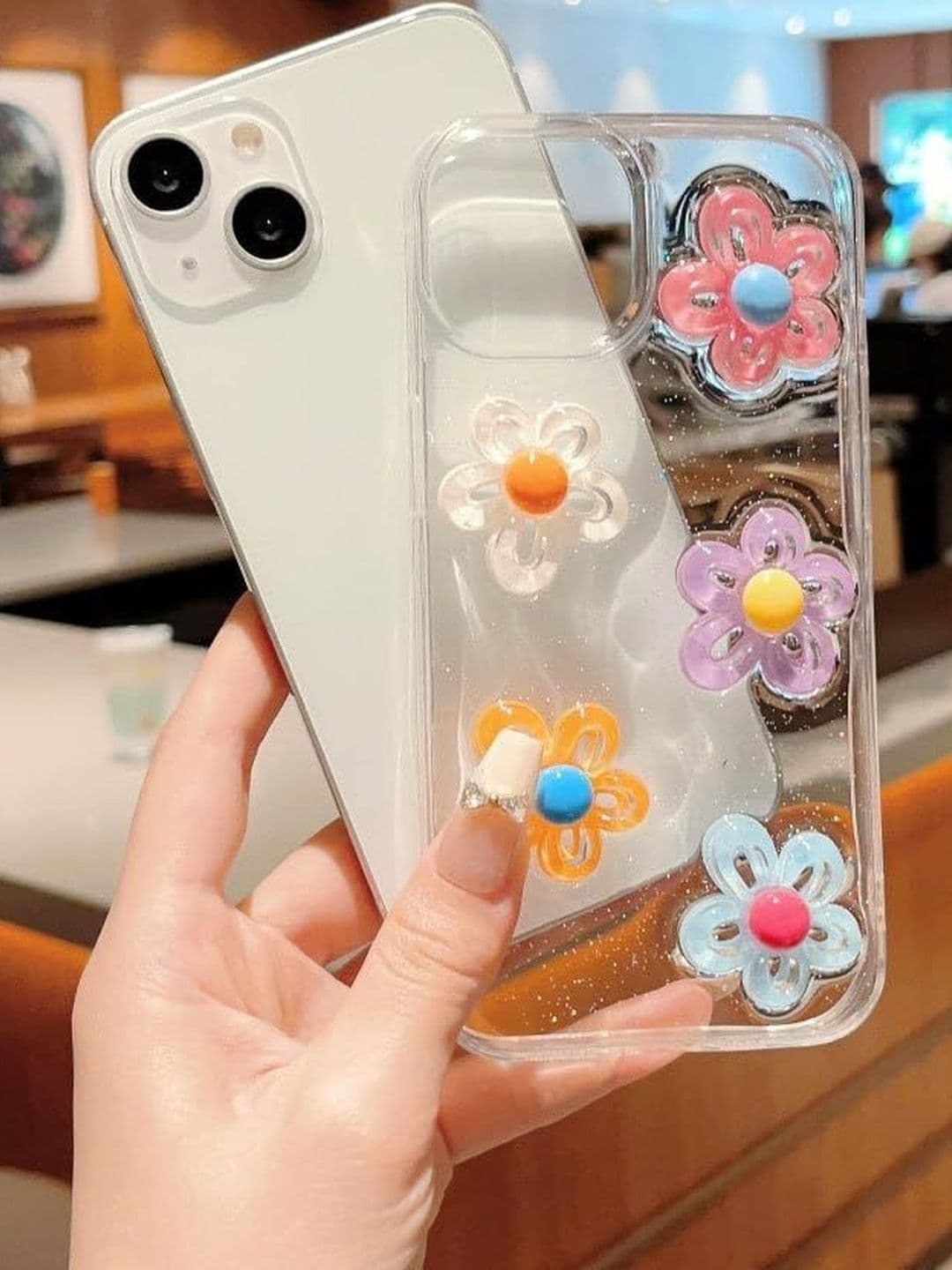 COVERLY Floral Printed iPhone 13 Back Case Mobile Accessories thumbnail 3