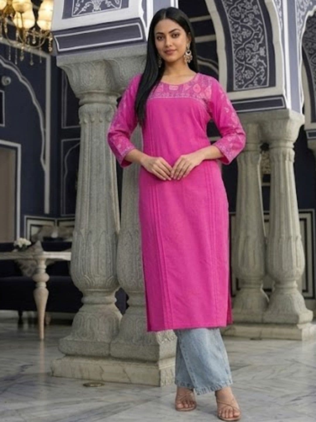 Varanga Women Ethnic Motifs Embroidered Daily Cotton Straight Kurta thumbnail 3