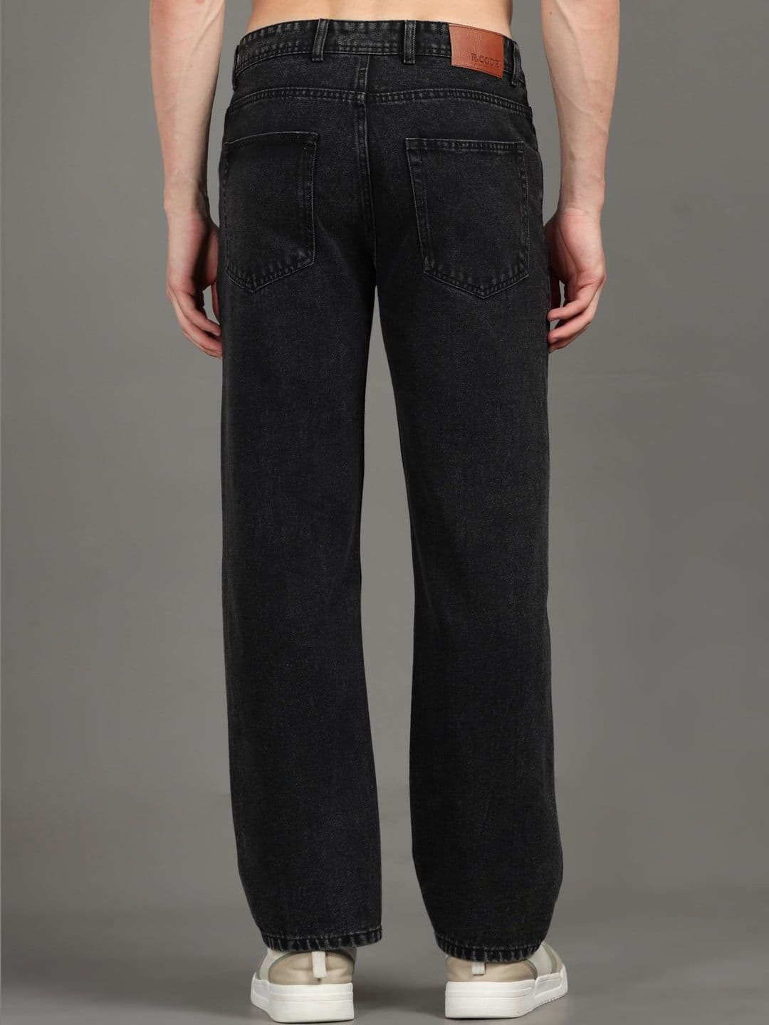 R.Code by The Roadster Life Co. Men Loose Mid-Rise Light Fade Jeans thumbnail 2