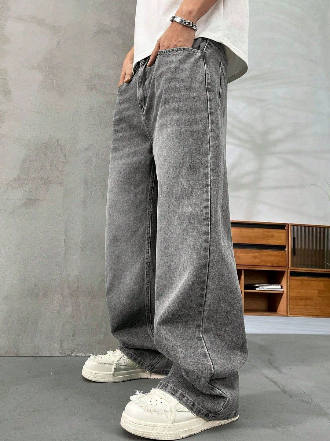 R.Code by The Roadster Life Co. Men Regular Fit High-Rise Light Fade Jeans thumbnail 3