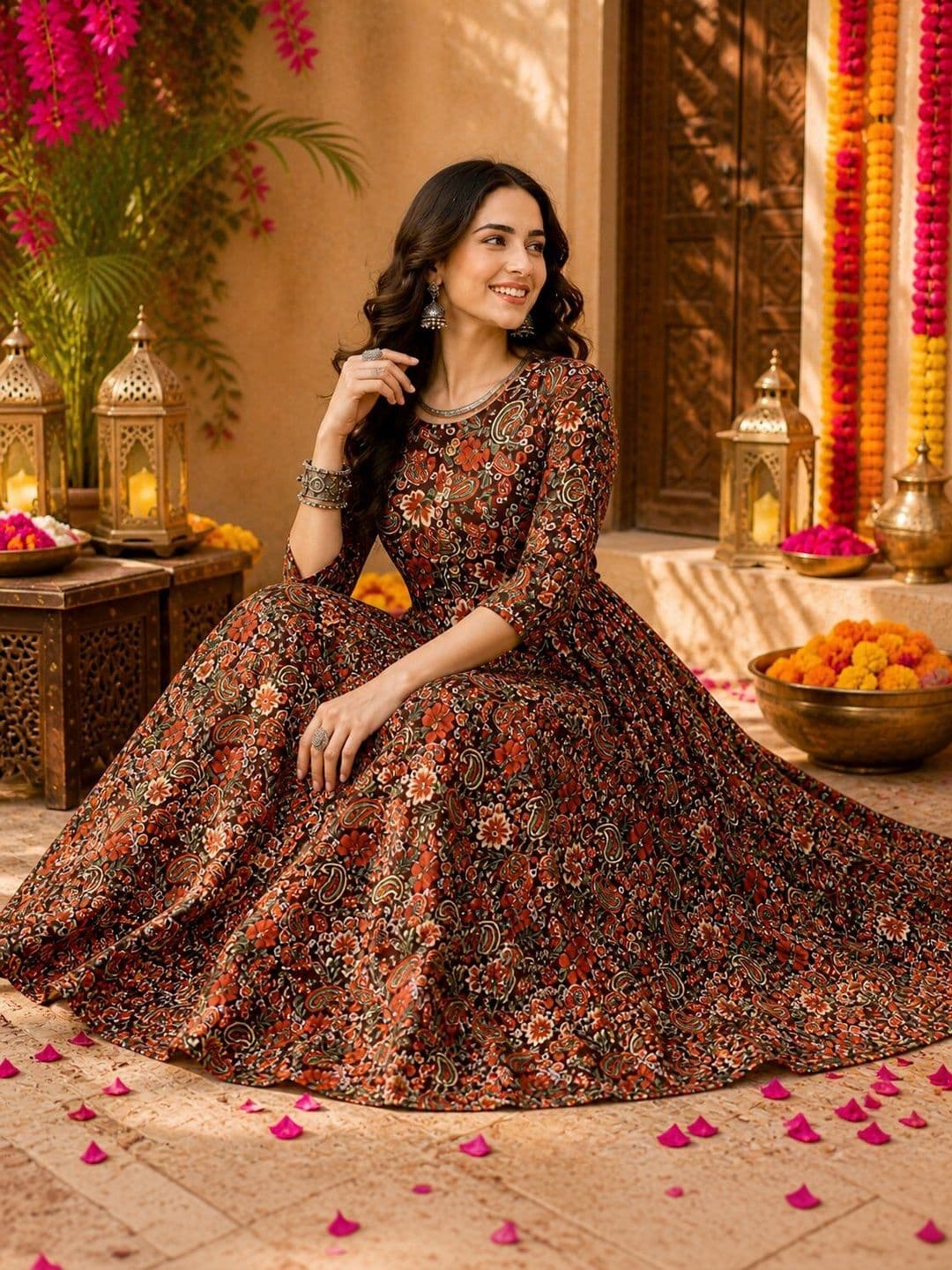 Anouk Women Floral Printed Anarkali Kurta thumbnail 2