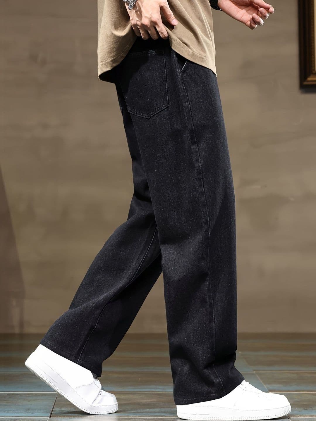 R.Code by The Roadster Life Co. Men Regular Fit High-Rise Jeans thumbnail 3