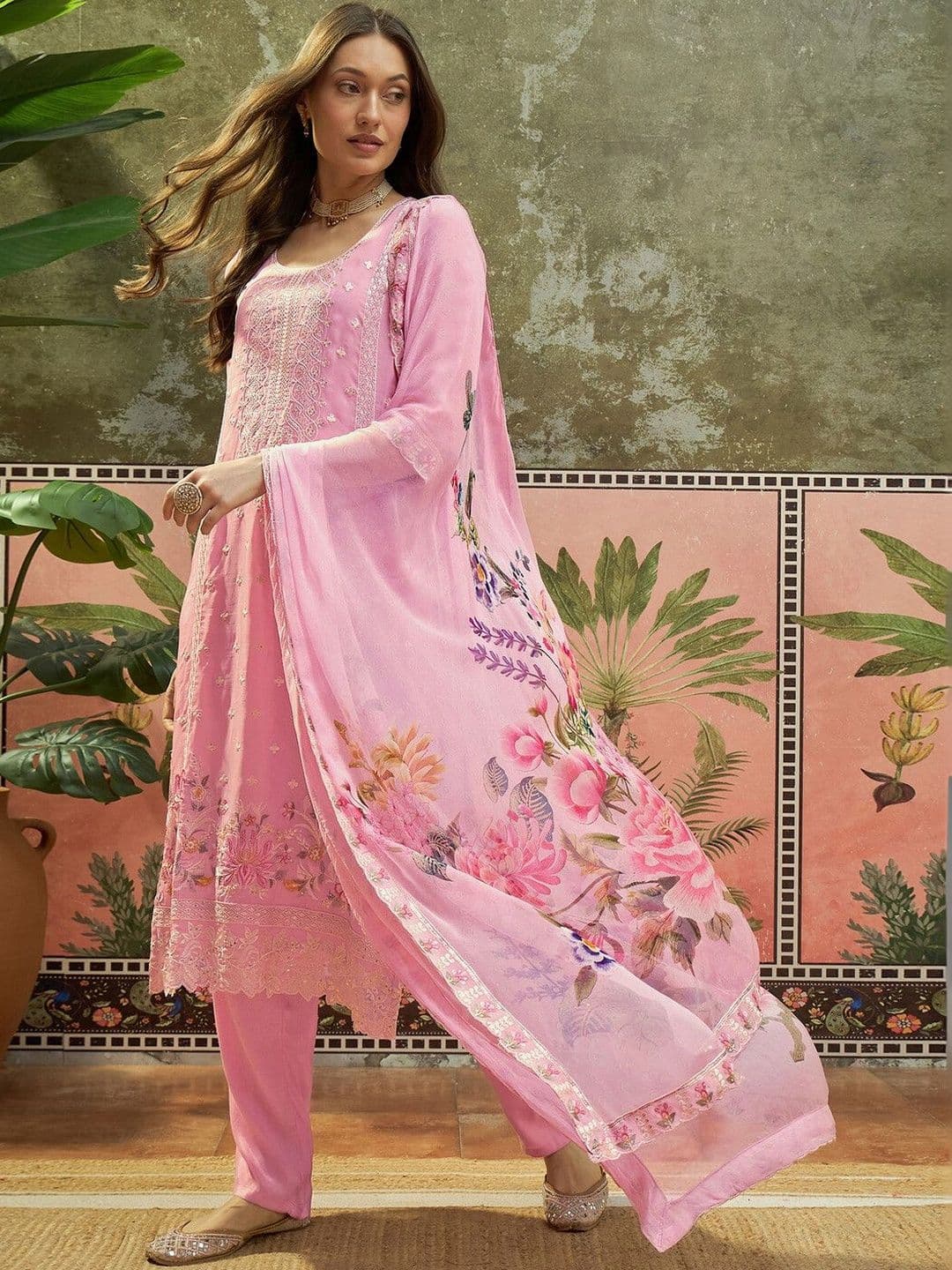 Sangria Women Kurta Sets thumbnail 4