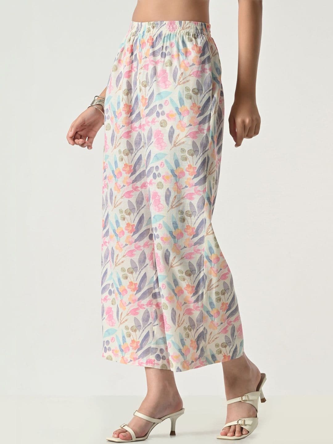 BAESD Women Floral Printed Flared Palazzos thumbnail 3