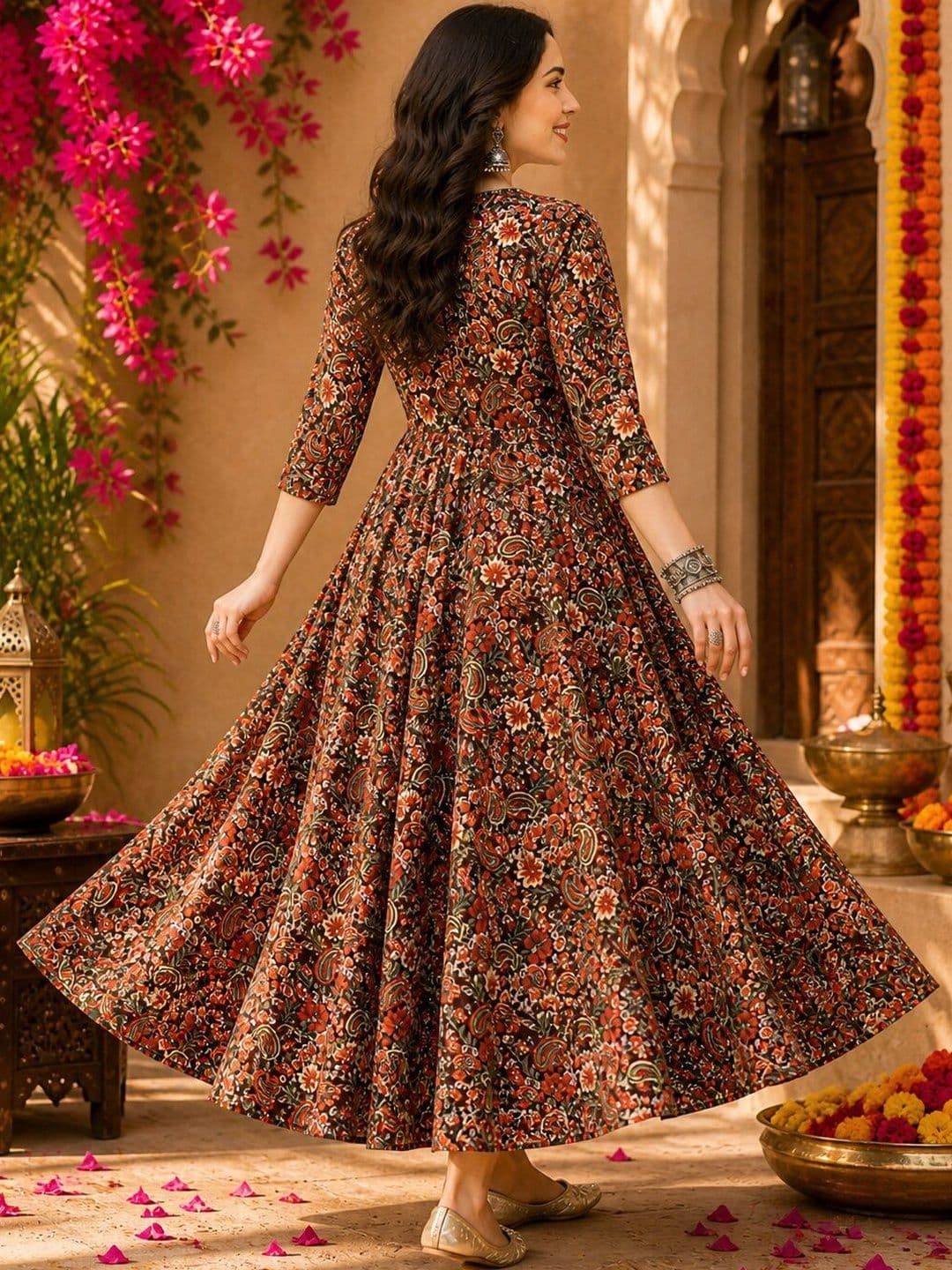 Anouk Women Floral Printed Anarkali Kurta thumbnail 5