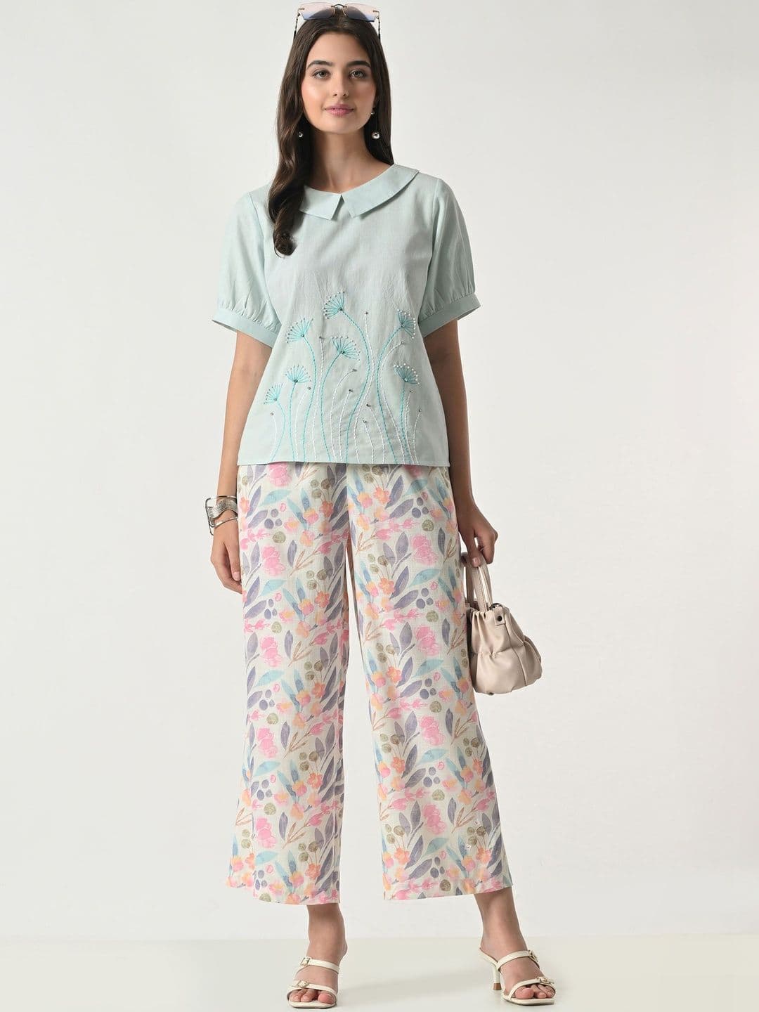 ALL WAYS YOU Women Floral Printed Flared Cropped Palazzos thumbnail 6