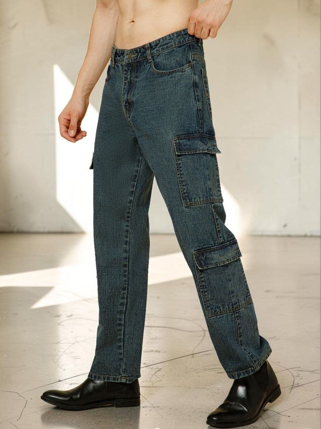 The Roadster Lifestyle Co Men Mid-Rise Straight Fit Jeans - view 1