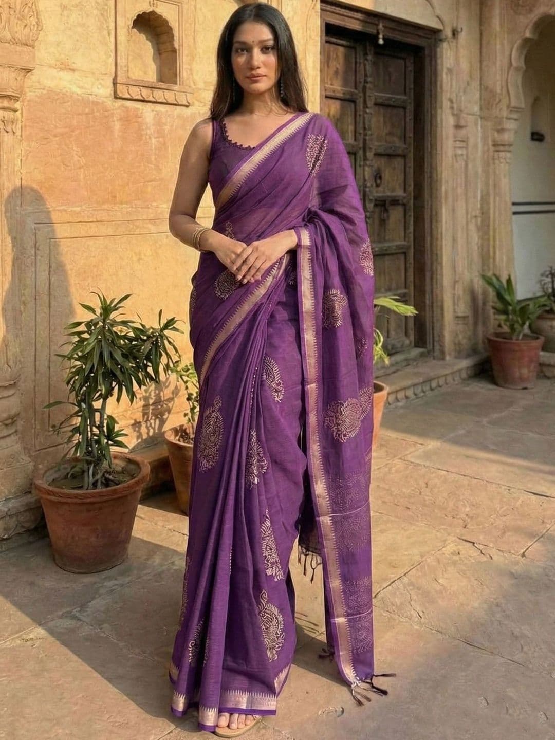 Moda Rapido Ethnic Motifs Linen Blend Handloom Block Print Saree - view 1