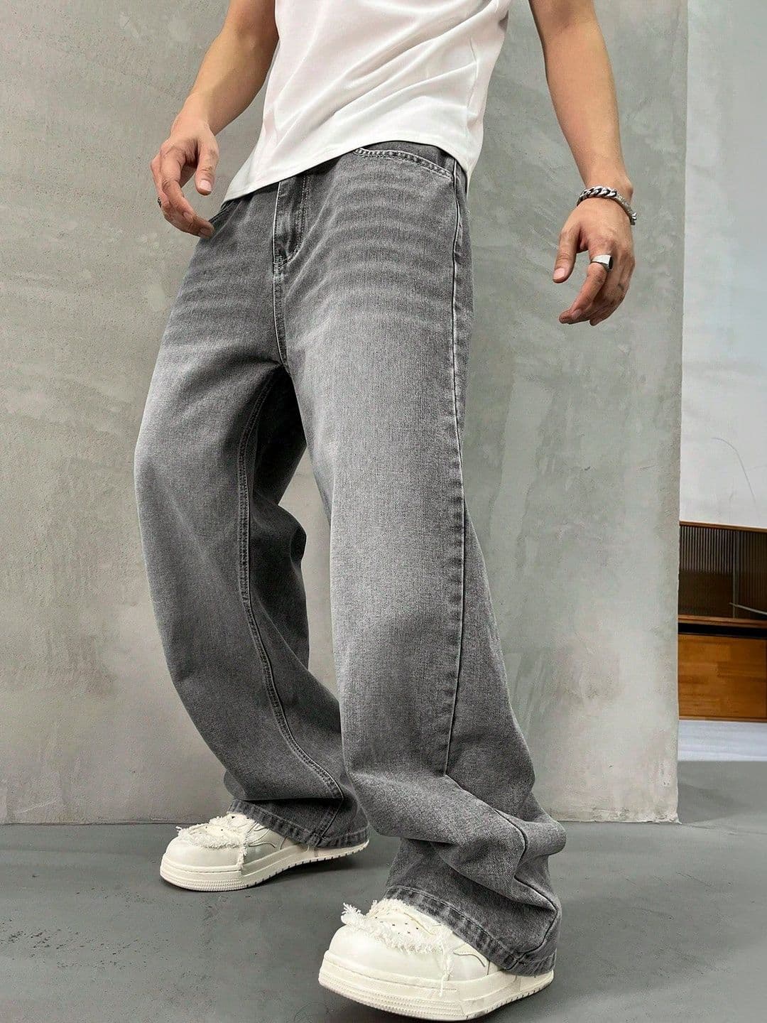 R.Code by The Roadster Life Co. Men Regular Fit High-Rise Light Fade Jeans thumbnail 6