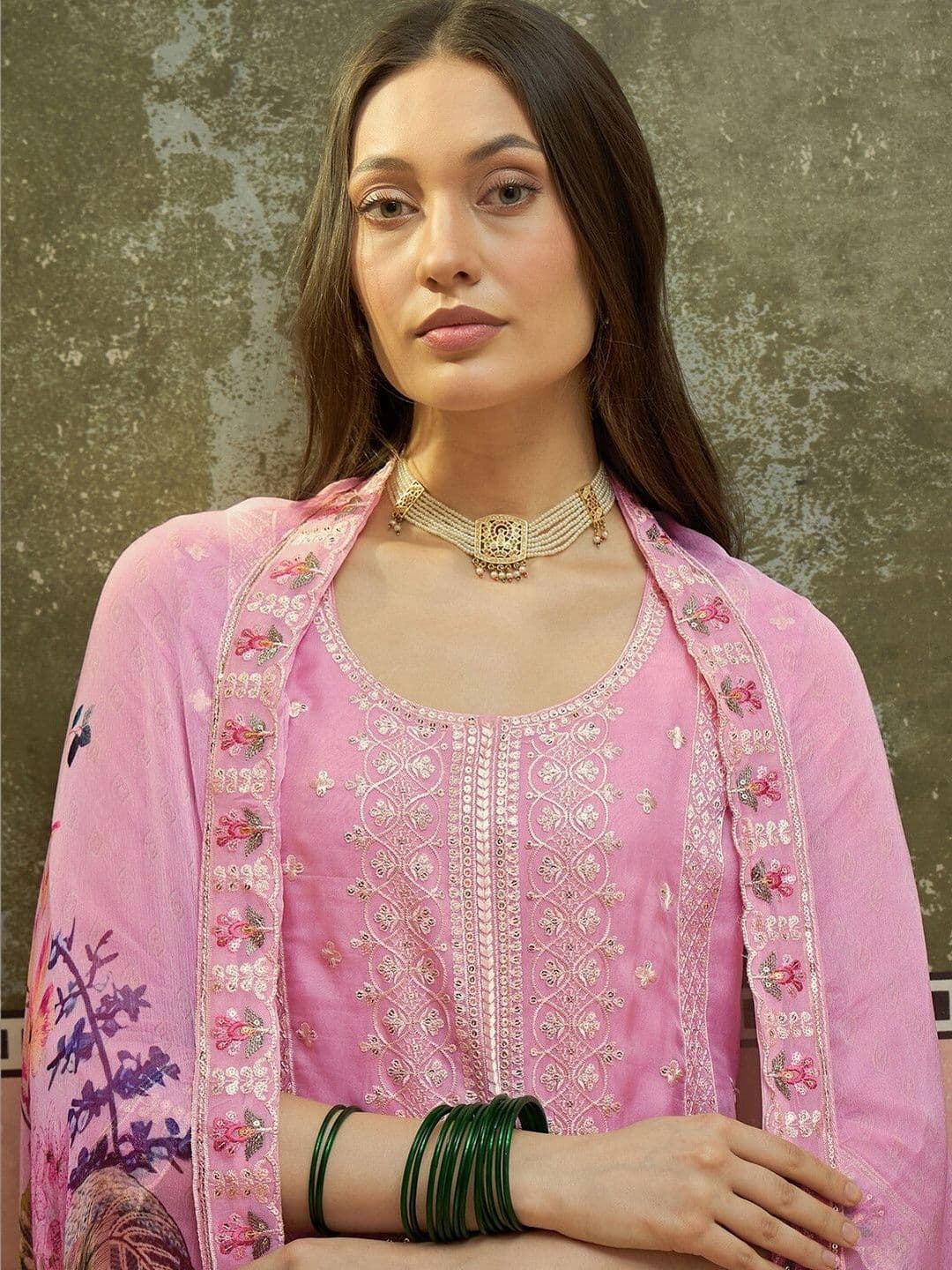 Sangria Women Kurta Sets thumbnail 5