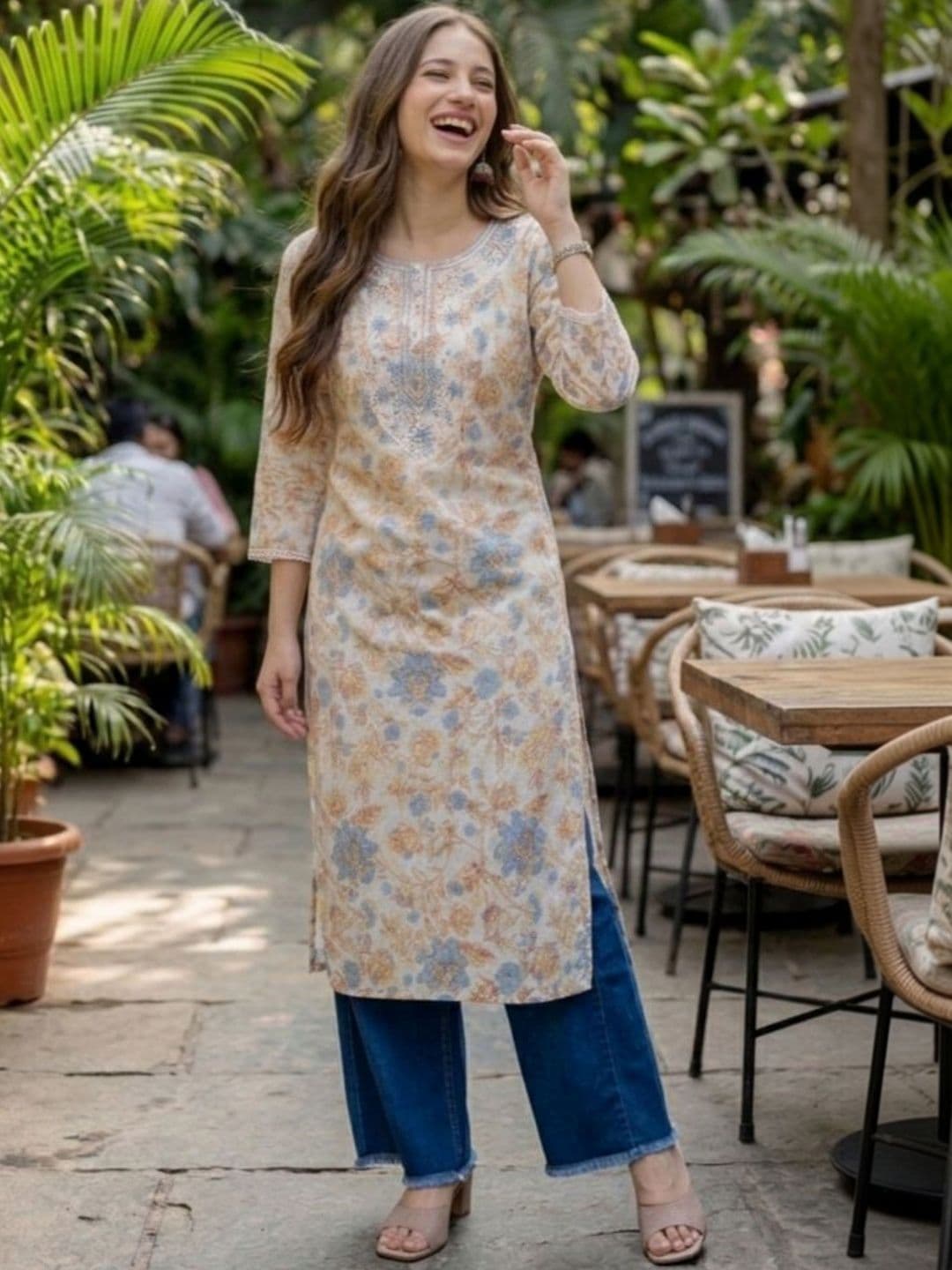 Pjyot by surhi Women Floral Printed Thread Work Indie Prints Kurta thumbnail 4