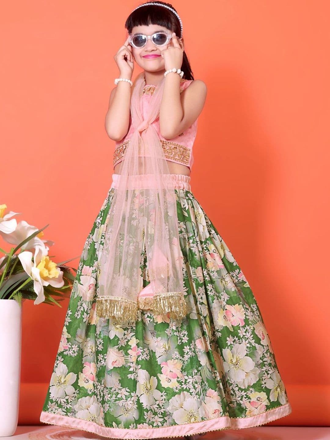 satyamfab Girls Embellished Ready to Wear Lehenga & Blouse With Dupatta thumbnail 3