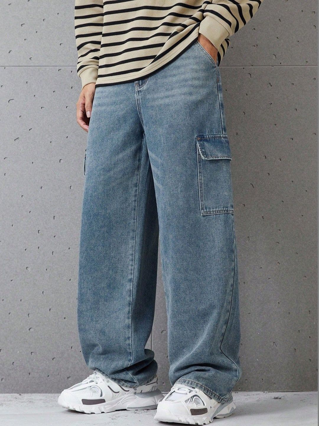 R.Code by The Roadster Life Co. Men Regular Fit High-Rise Light Fade Jeans thumbnail 5