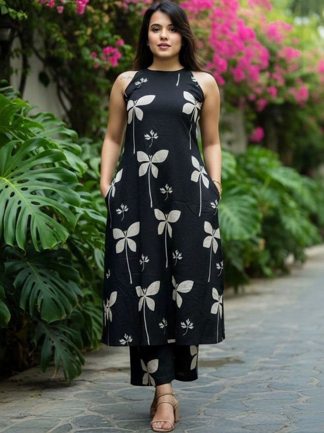 HERE&NOW Women Floral Printed Regular Pure Cotton Kurta with Palazzos - view 1