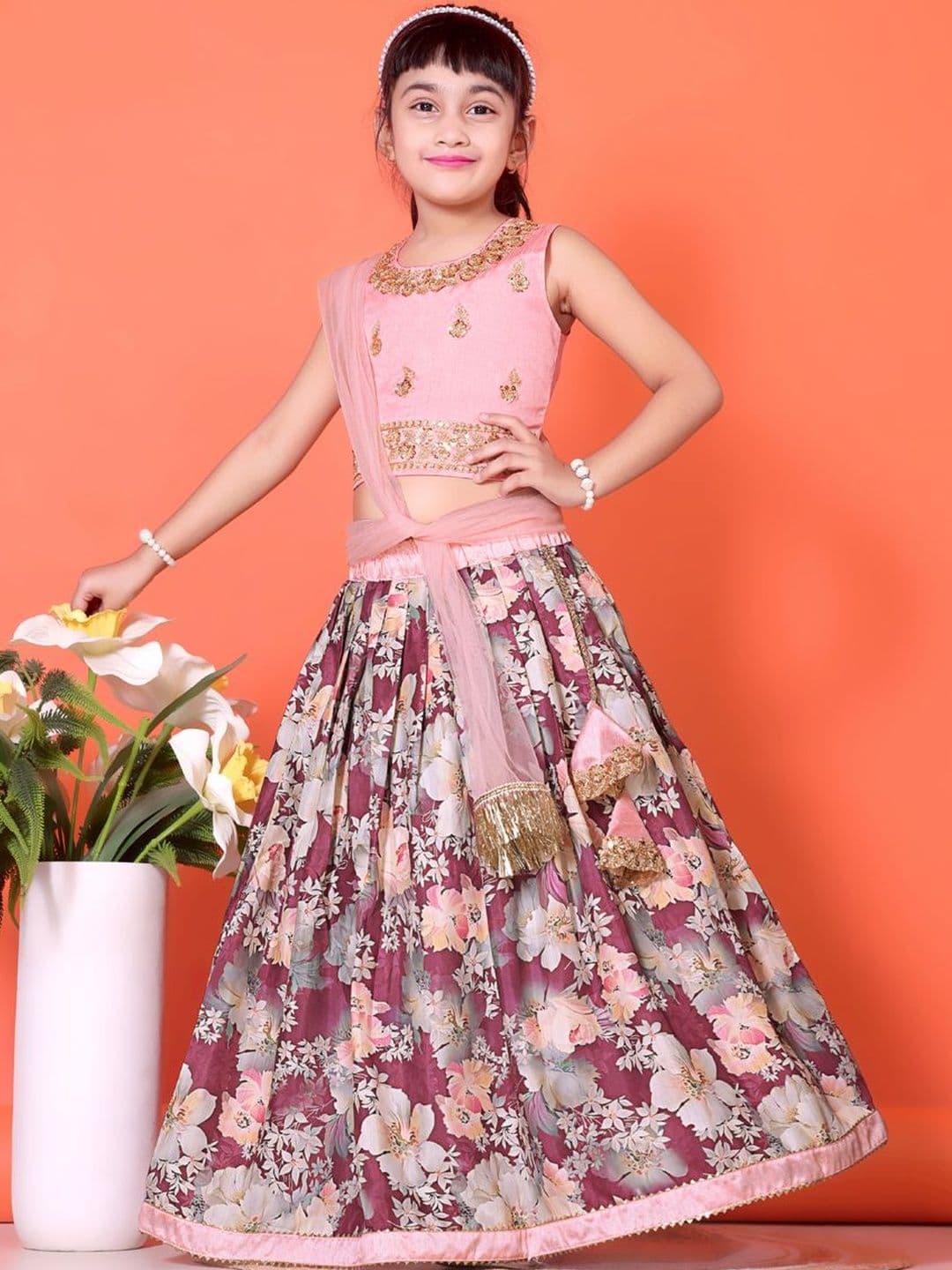 satyamfab Girls Embellished Beads and Stones Ready to Wear Lehenga & Blouse With Dupatta thumbnail 3