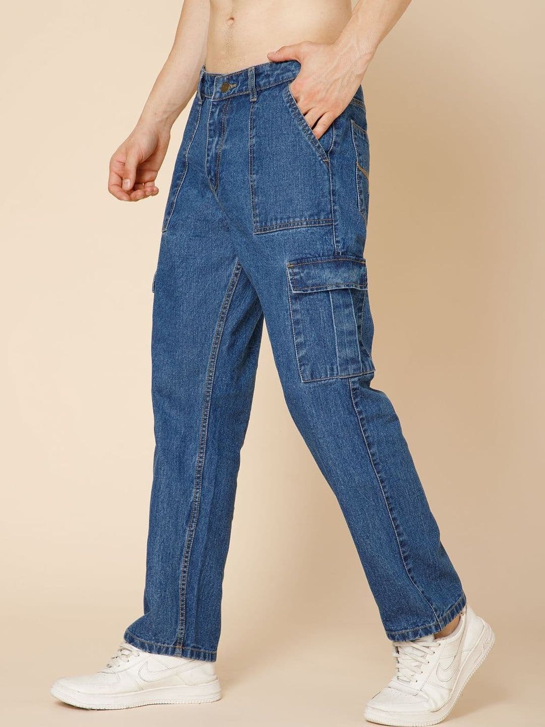 The Roadster Lifestyle Co Men Mid-Rise Straight Fit Jeans thumbnail 7