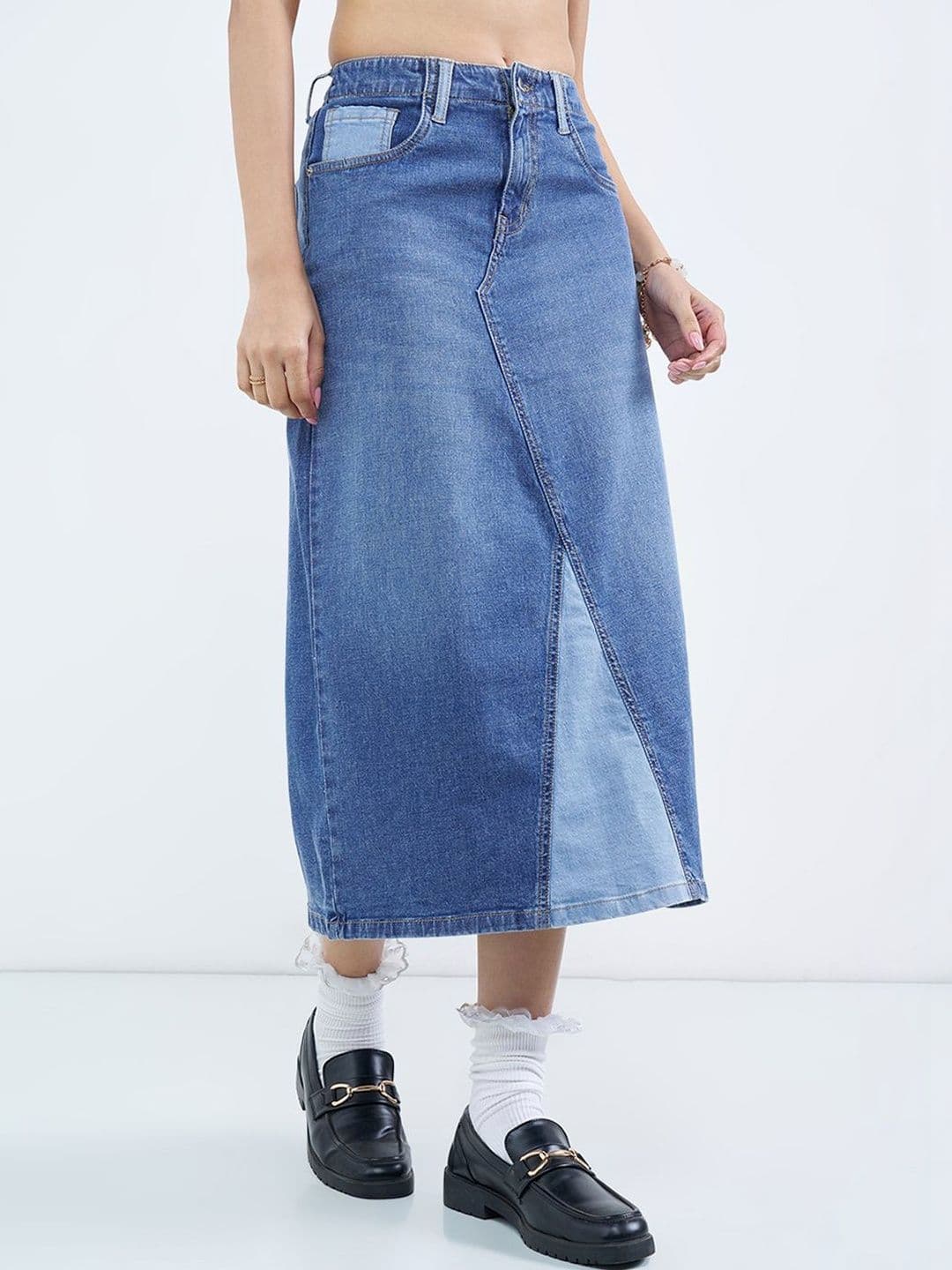 SF JEANS by Pantaloons Women Cotton Sleek Utility Front Slit Midi Straight Skirt thumbnail 6