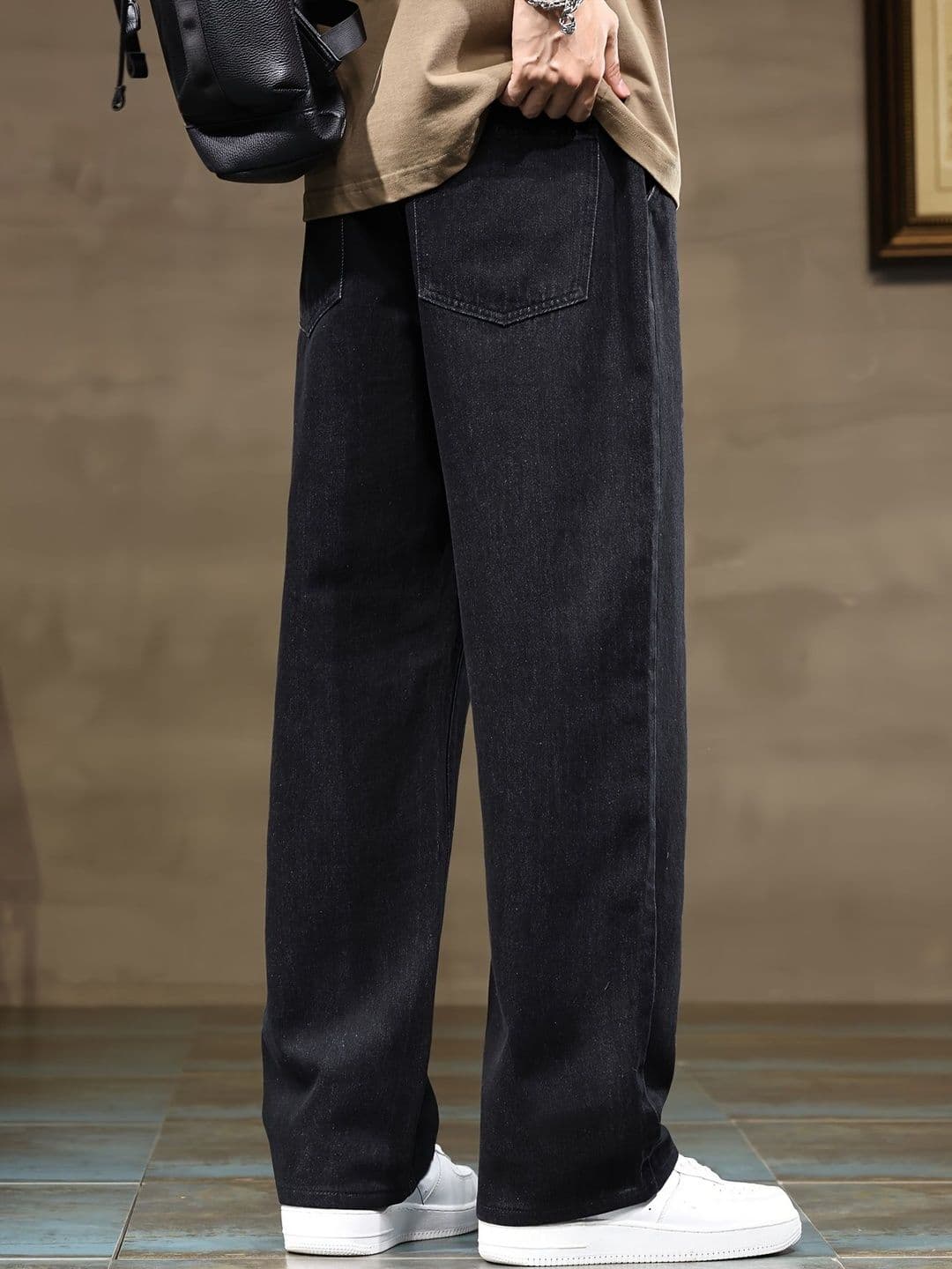 R.Code by The Roadster Life Co. Men Regular Fit High-Rise Jeans thumbnail 4