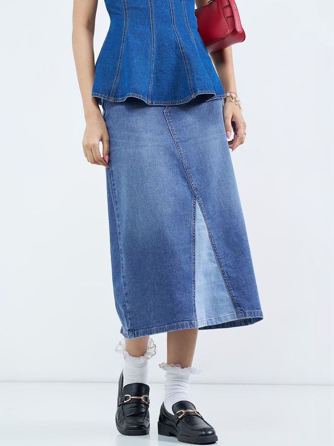 SF JEANS by Pantaloons Women Cotton Sleek Utility Front Slit Midi Straight Skirt - view 1