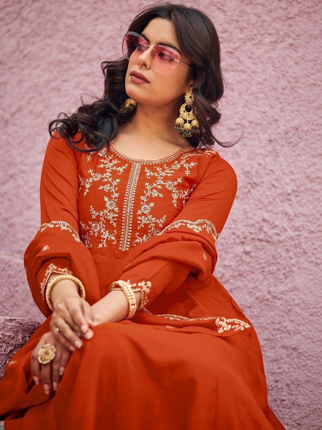 HERE&NOW Women Ethnic Motifs Embroidered Empire Thread Work Kurta with Trousers & With Dupatta thumbnail 5