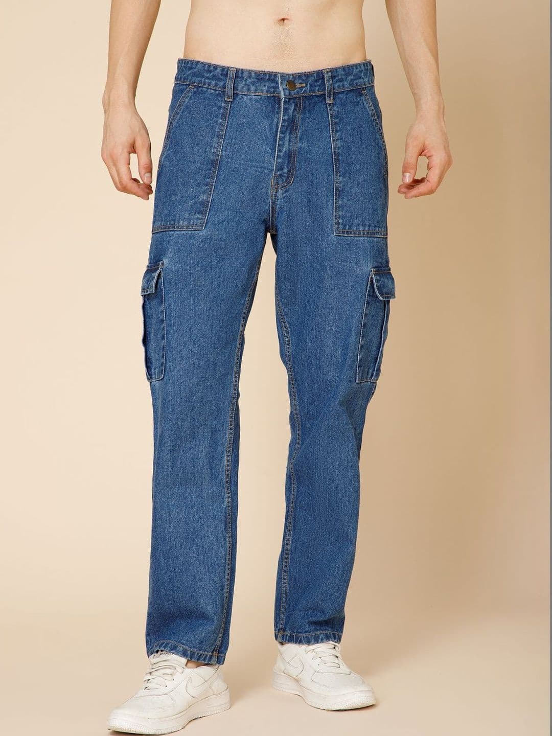 The Roadster Lifestyle Co Men Mid-Rise Straight Fit Jeans thumbnail 2