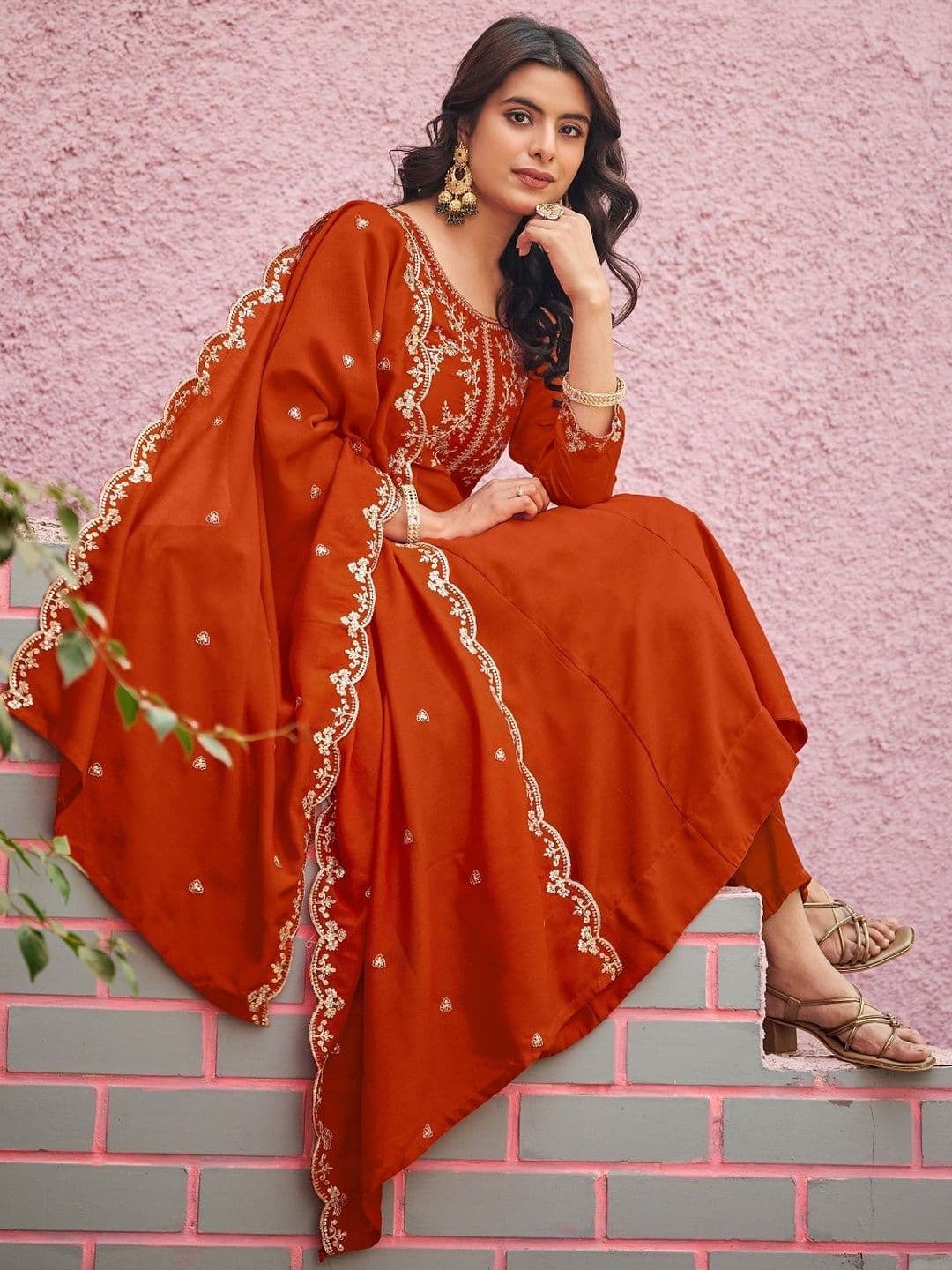 HERE&NOW Women Ethnic Motifs Embroidered Empire Thread Work Kurta with Trousers & With Dupatta thumbnail 2