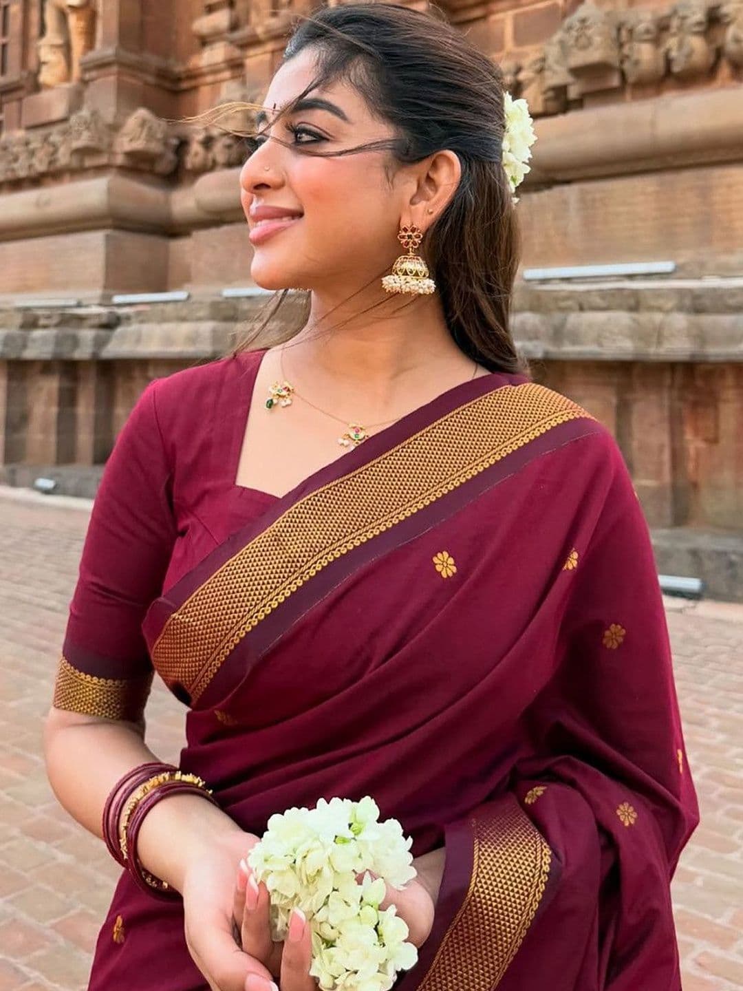 KALINI Woven Design Zari Banarasi Saree thumbnail 5