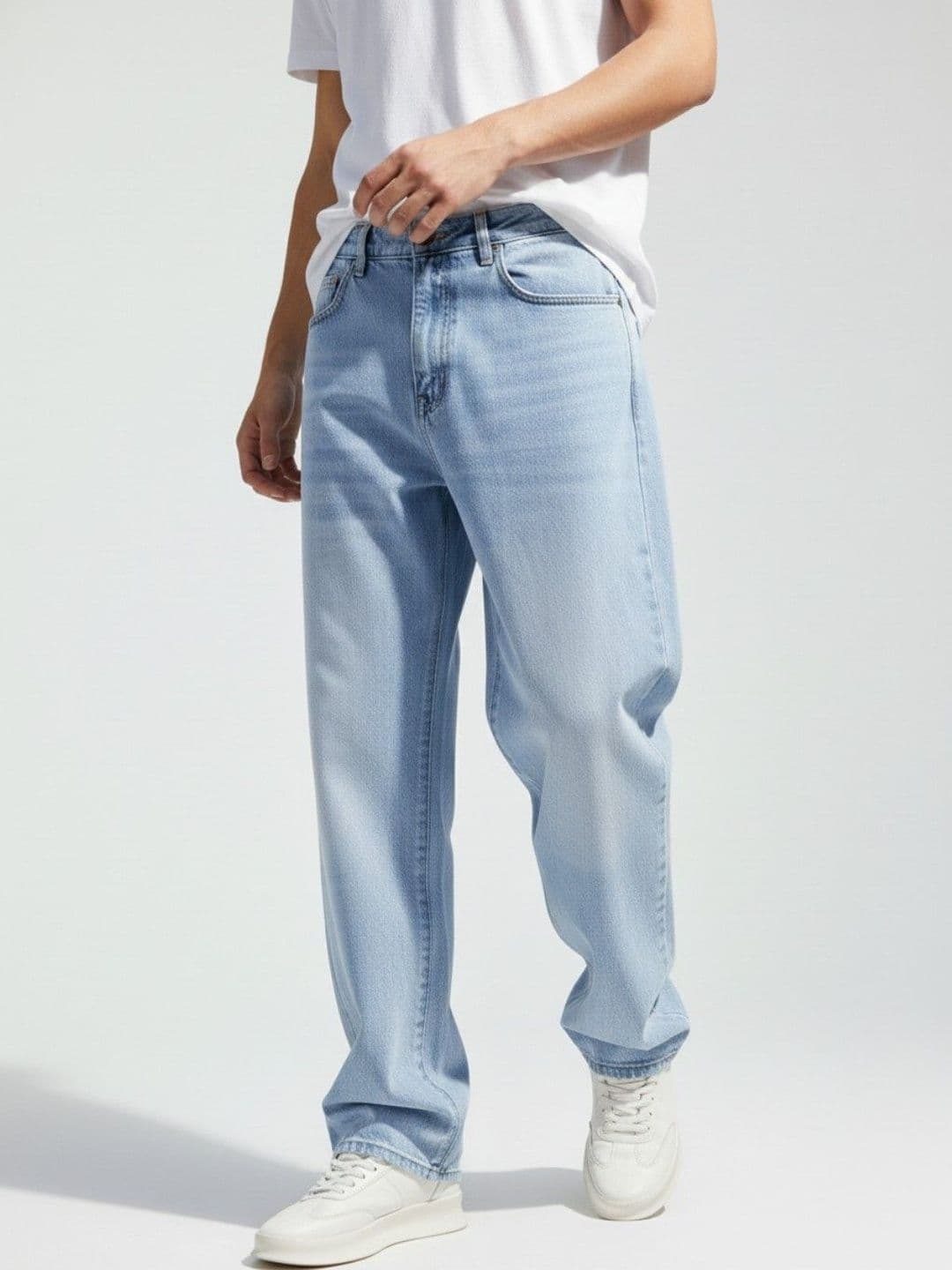 GENZILOOKS Men Smart Relaxed Fit High-Rise Light Fade Stretchable Jeans - view 1