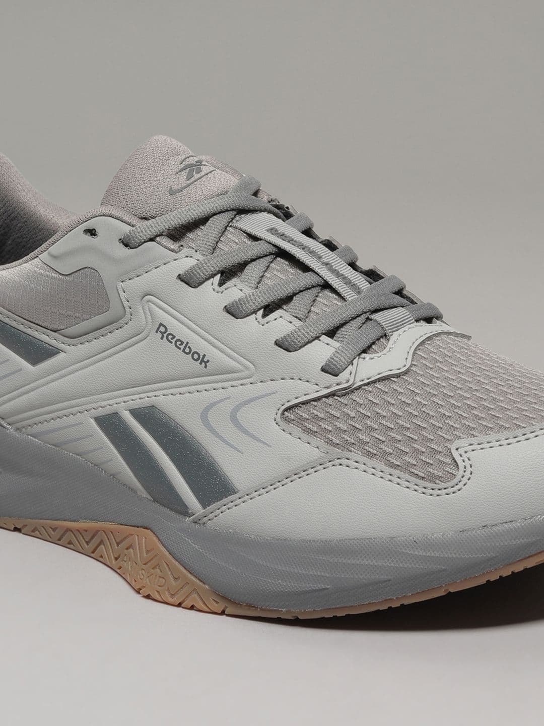 Reebok Multi Court Men Lace-Ups Badminton Sports Shoes thumbnail 7