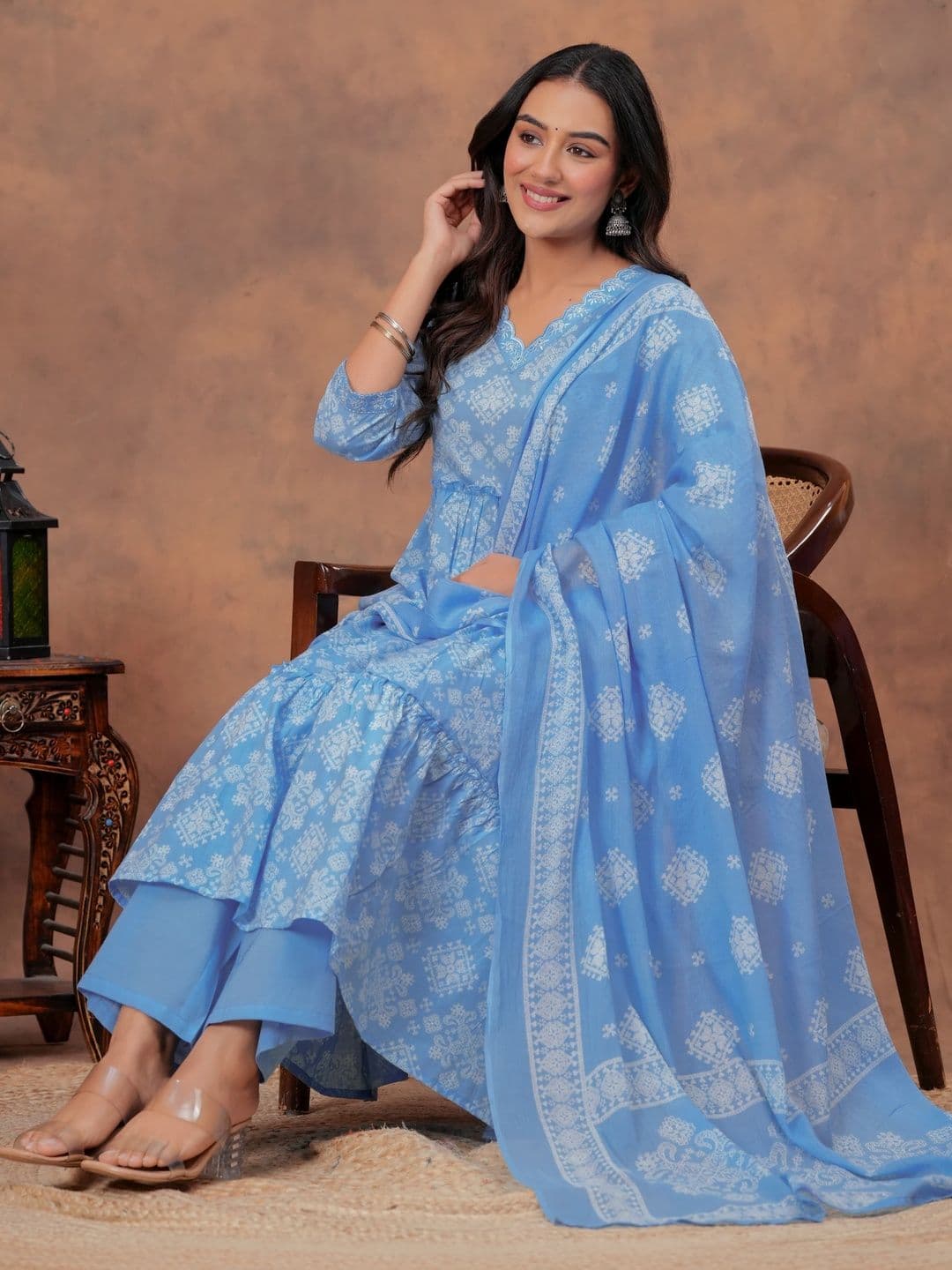 ZARIZAARA Women Ethnic Motifs Printed Tiered Pure Cotton Kurta with Trousers & With Dupatta - view 1
