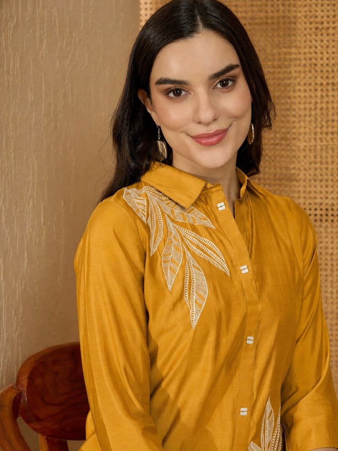 Sangria Embroidered Shirt Collar A-Line Kurtis thumbnail 3