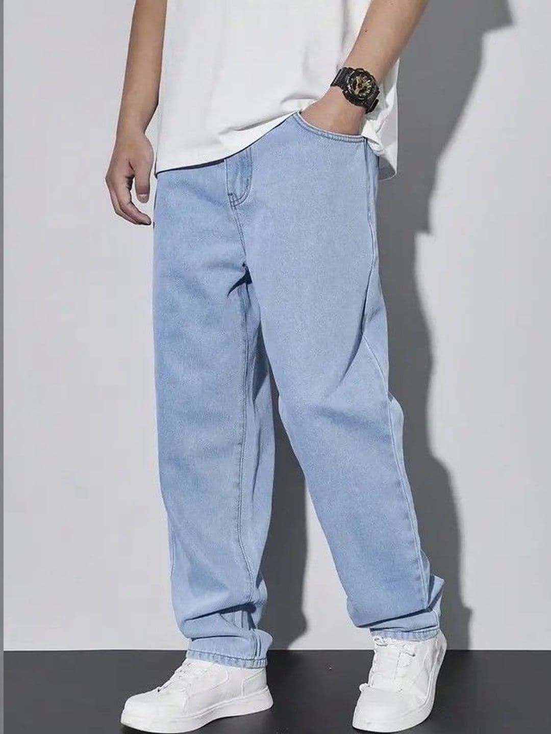 CLYVER Men Straight Fit Mid-Rise Light Fade Jeans thumbnail 2