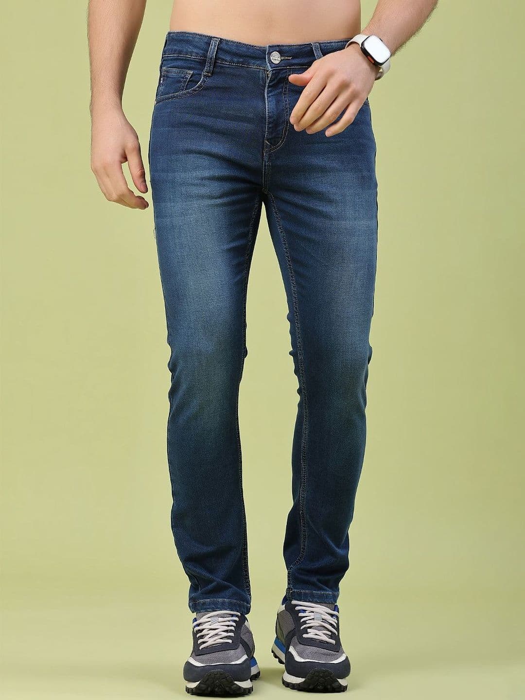 V-Mart Men Skinny Fit Mid-Rise Light Fade Cotton Jeans