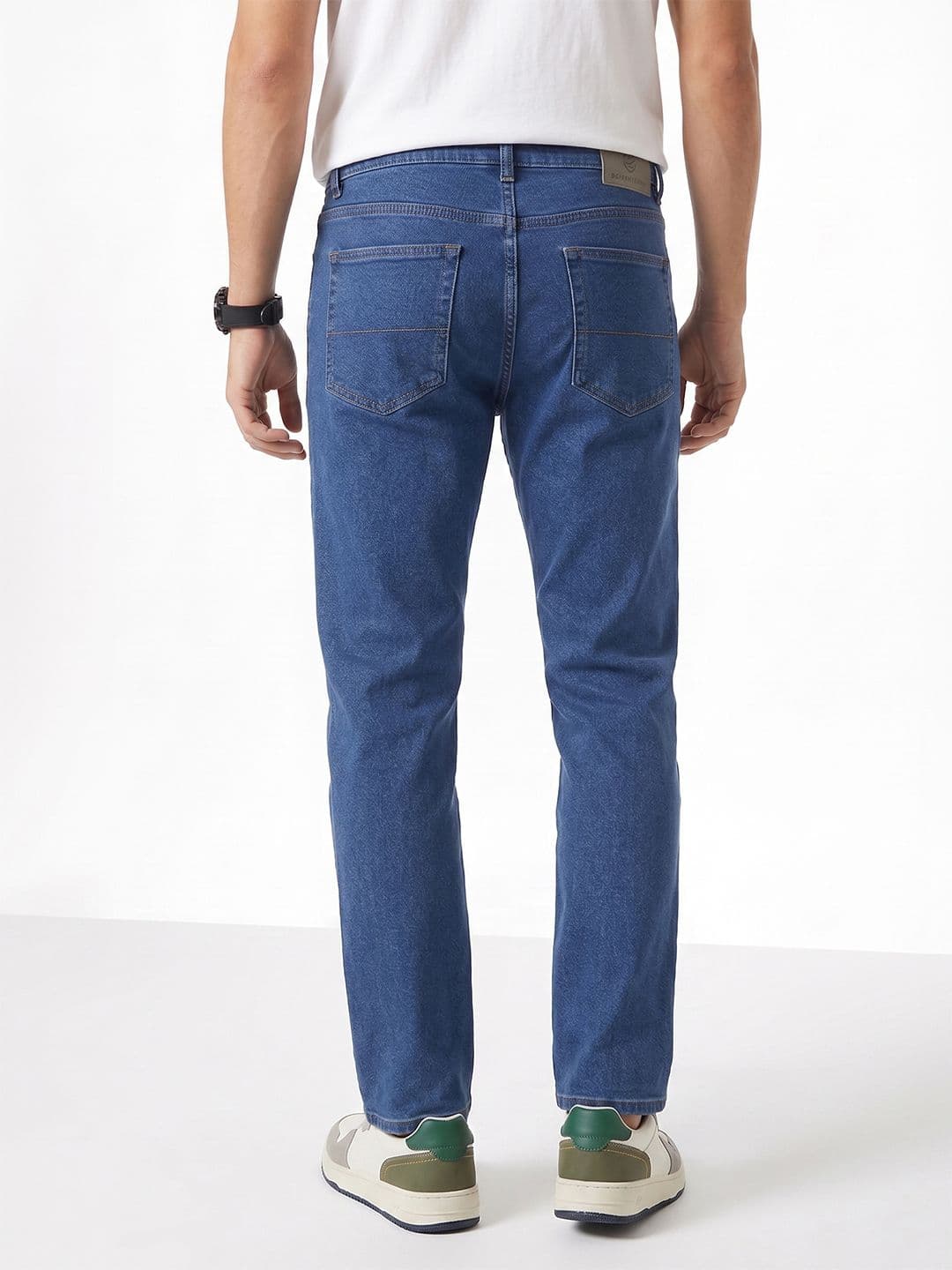 Aeropostale Men Straight Fit Mid-Rise Stretchable Jeans thumbnail 5