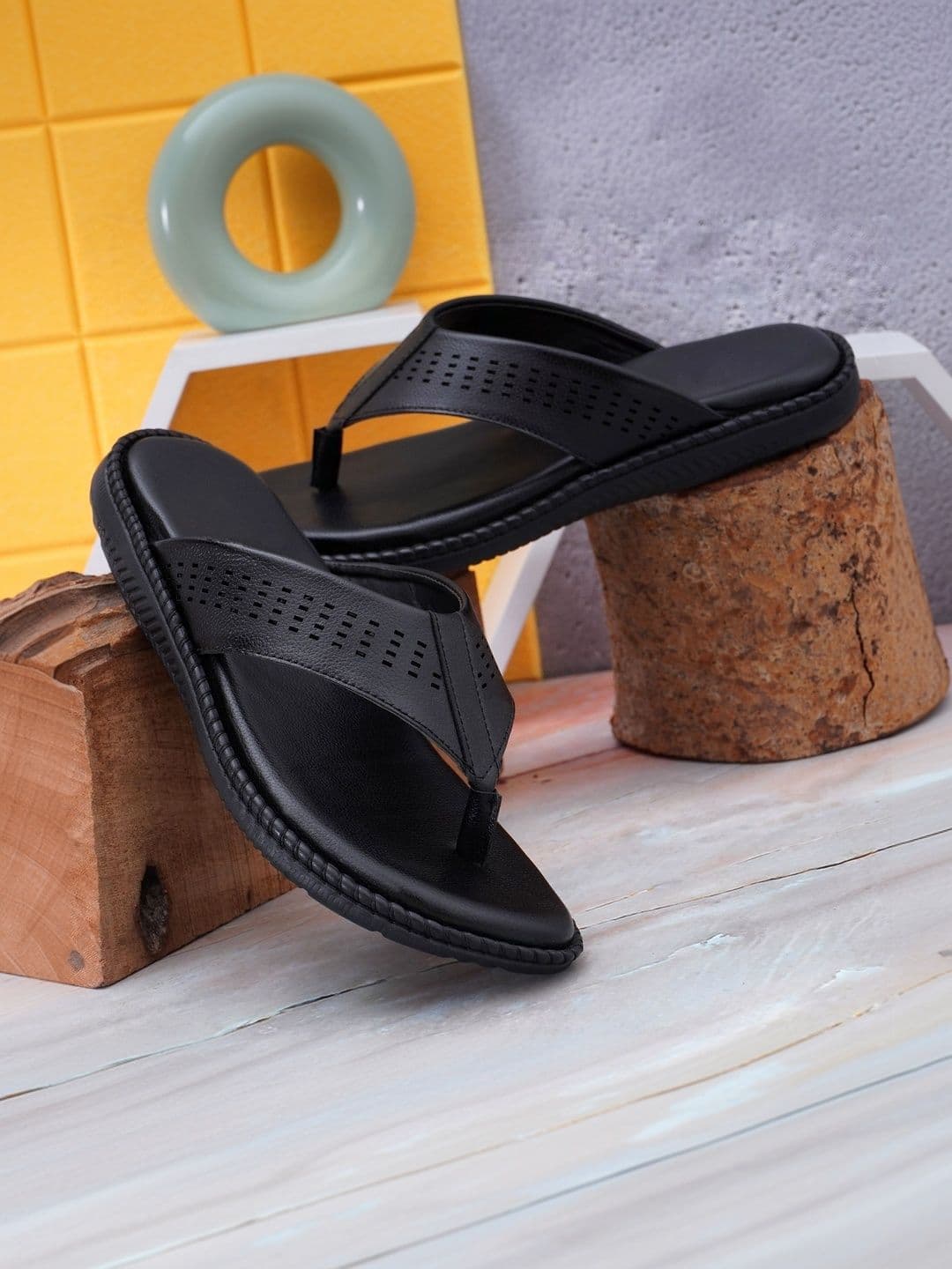 BANYY Men Thong Flip-Flops - view 1