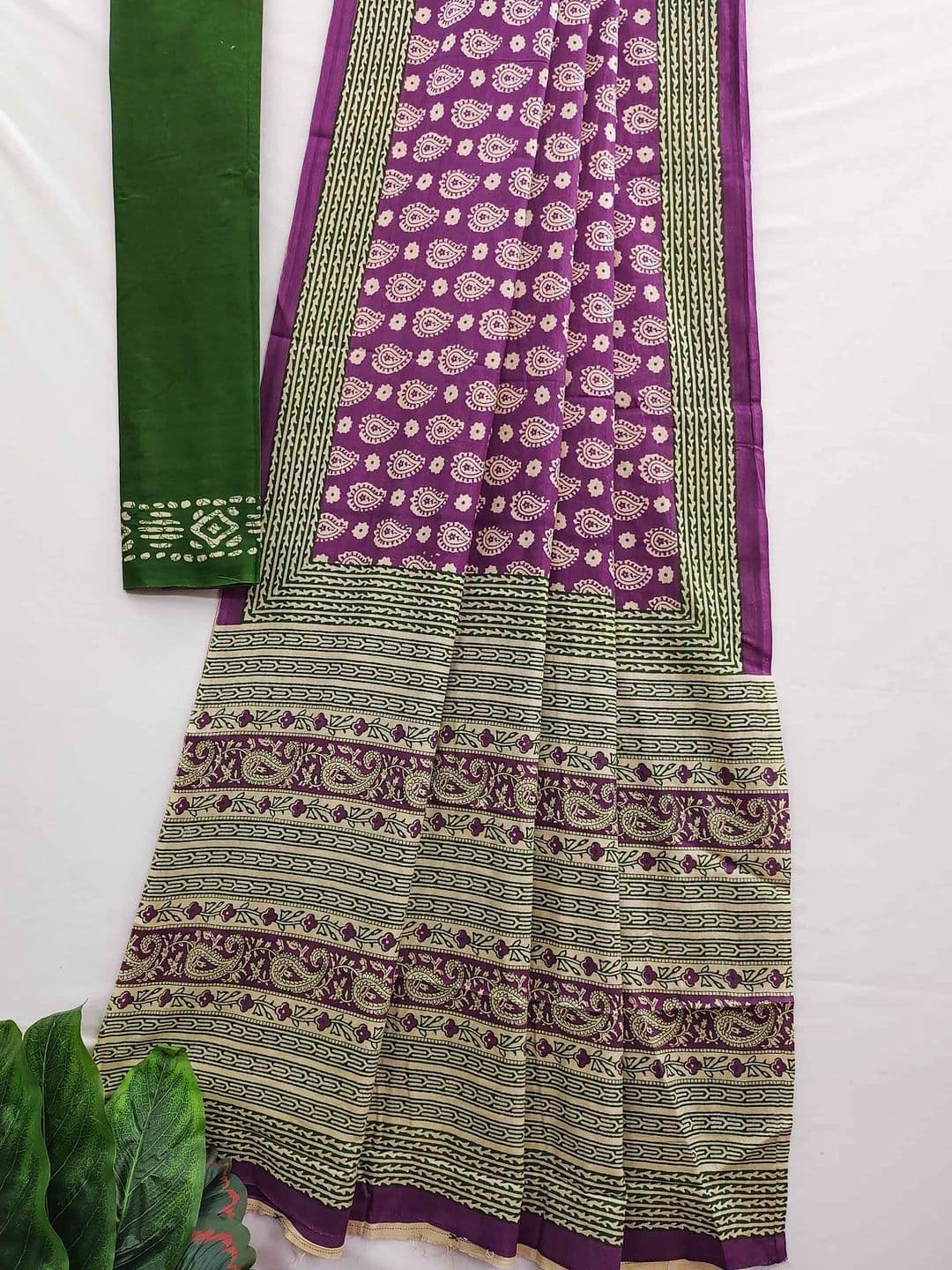 Sangria Women Paisley Print Pure Cotton Saree With Blouse Piece thumbnail 4