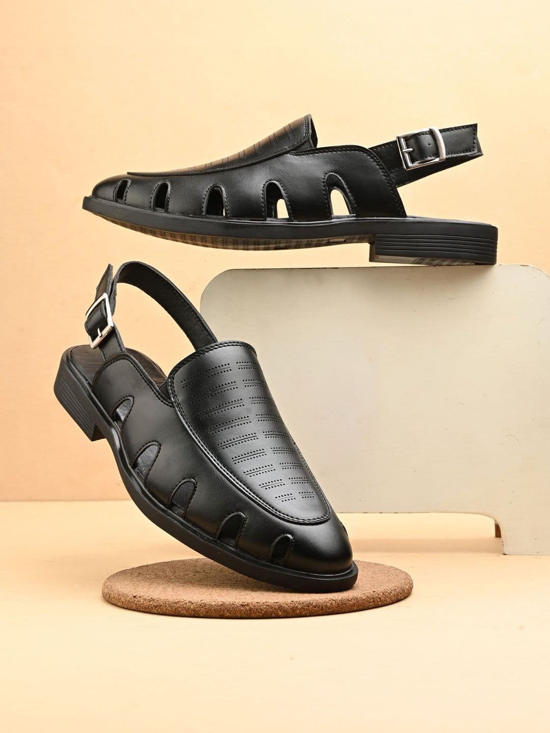 Vellinto Men Fisherman Sandals - view 1