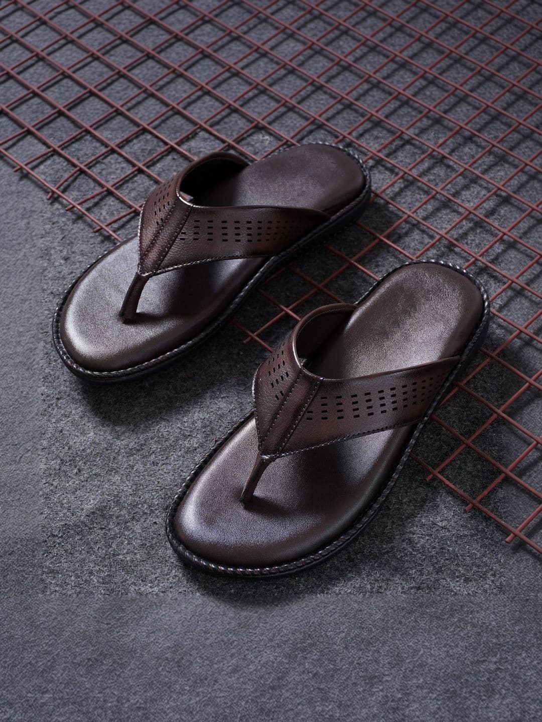 BANYY Men Thong Flip-Flops - view 1