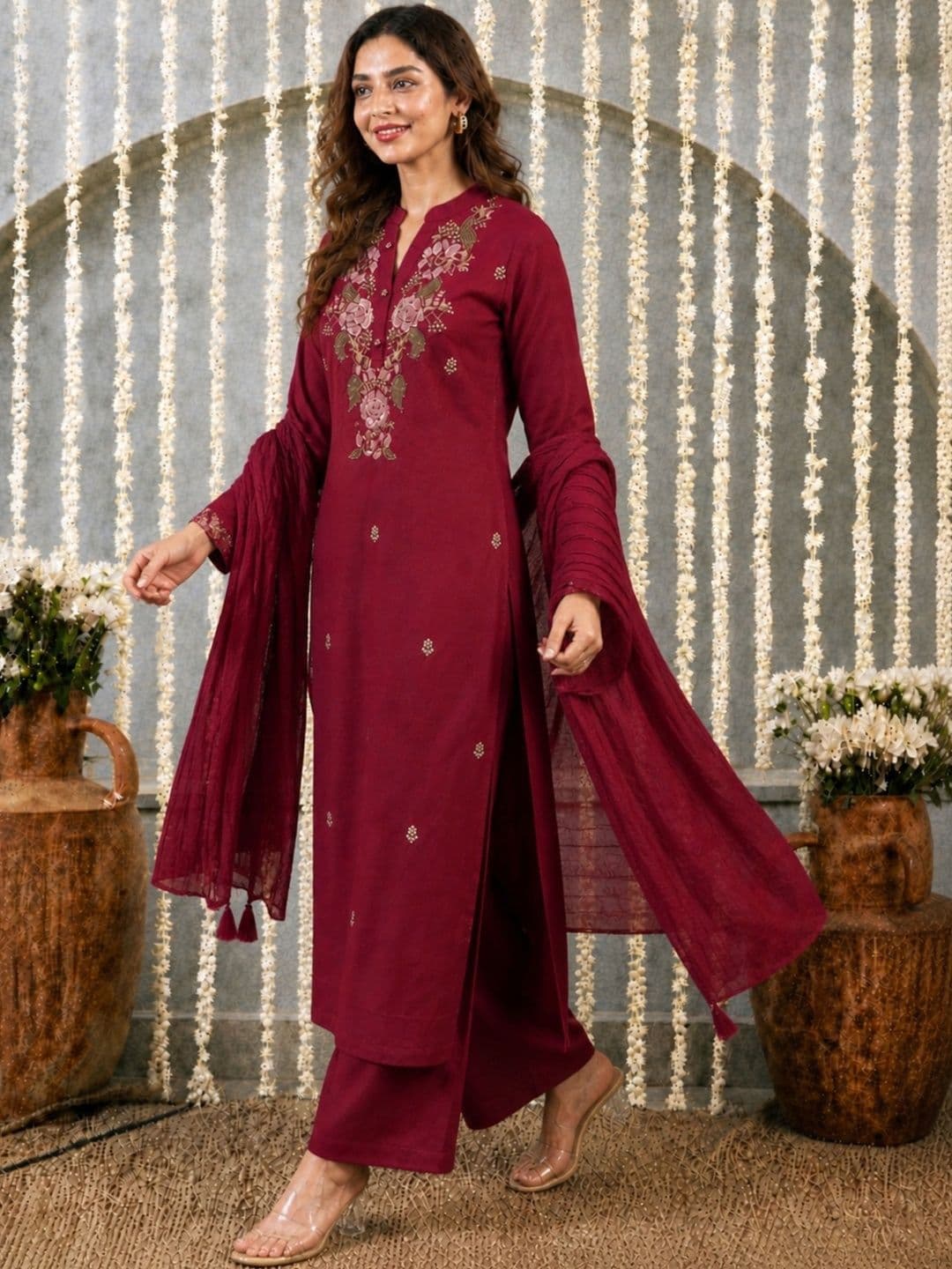 Klere Women Ethnic Motifs Embroidered Regular Thread Work Pure Cotton Kurta with Palazzos & With Dupatta thumbnail 2