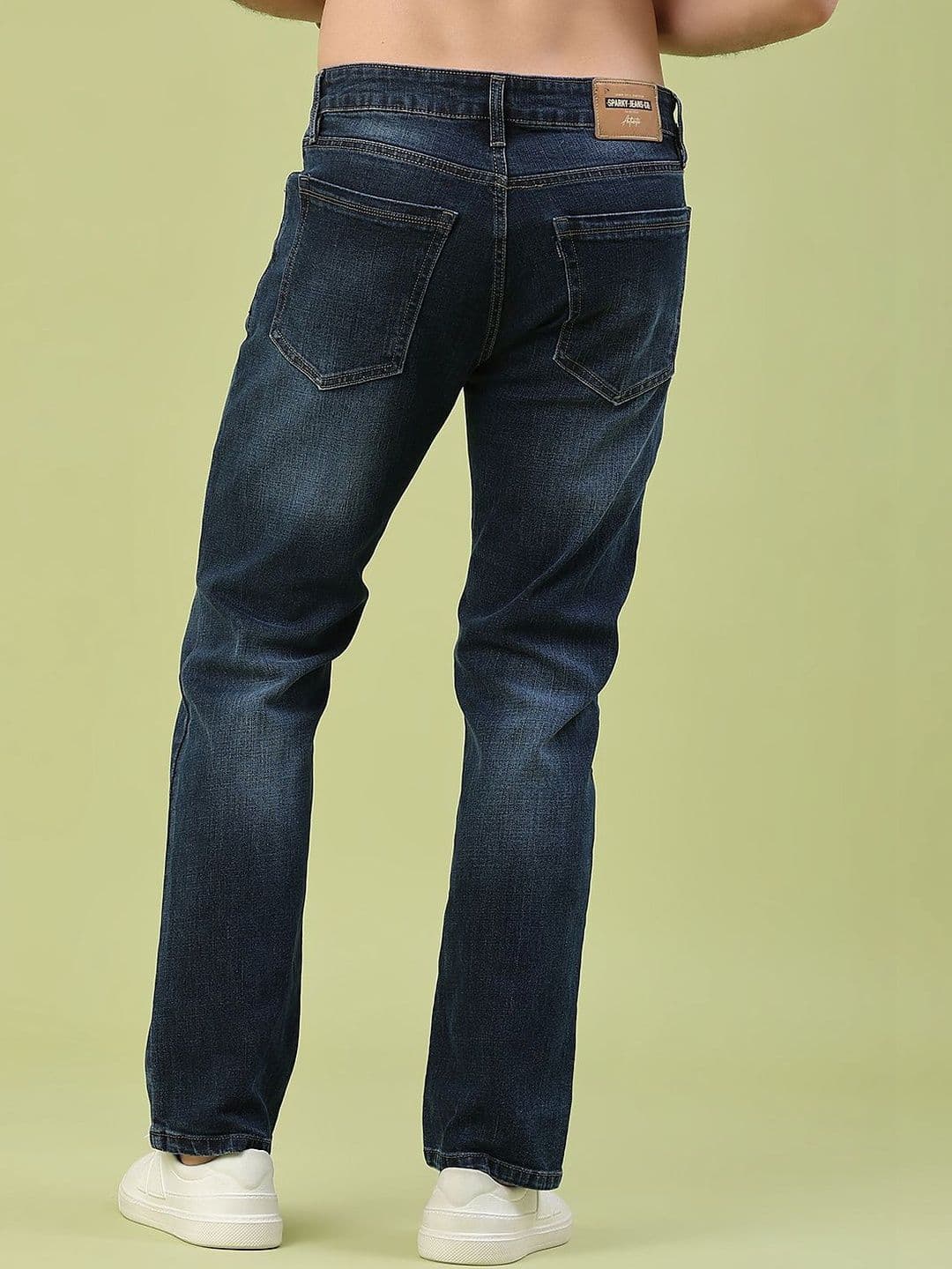 V-Mart Men Relaxed Fit Mid-Rise Light Fade Jeans thumbnail 6