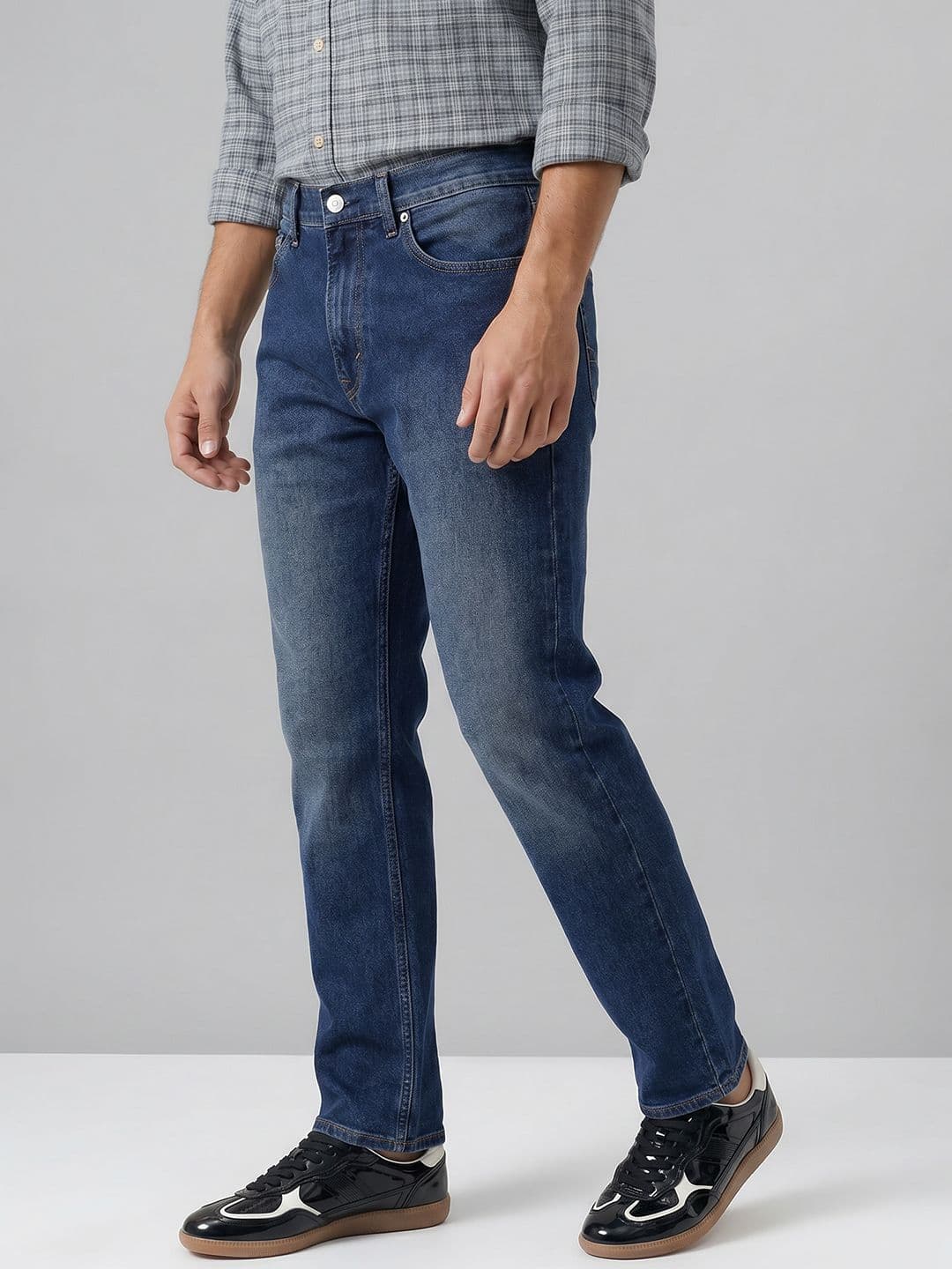 Levis Men 505 Straight Fit Stretchable Jeans - view 1