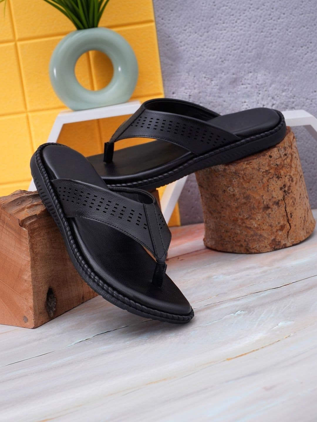 BANYY Men Thong Flip-Flops - view 1