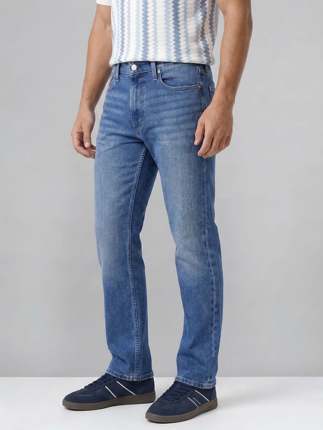 Levis Men 513 Straight Fit Stretchable Jeans - view 1