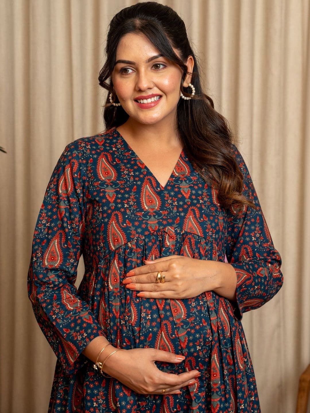 Ikk Kudi by Seerat Women Paisley Printed Empire Pure Cotton Kurta with Trousers thumbnail 6