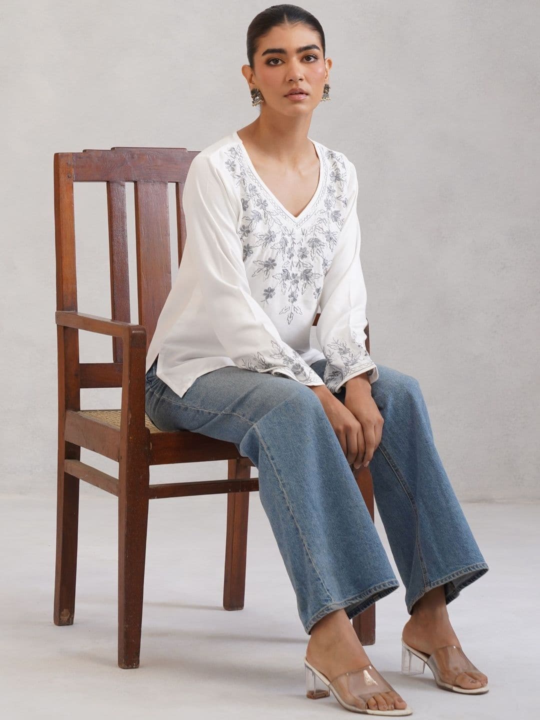 colorkosh Floral Embroidered Thread Work Kurta thumbnail 2