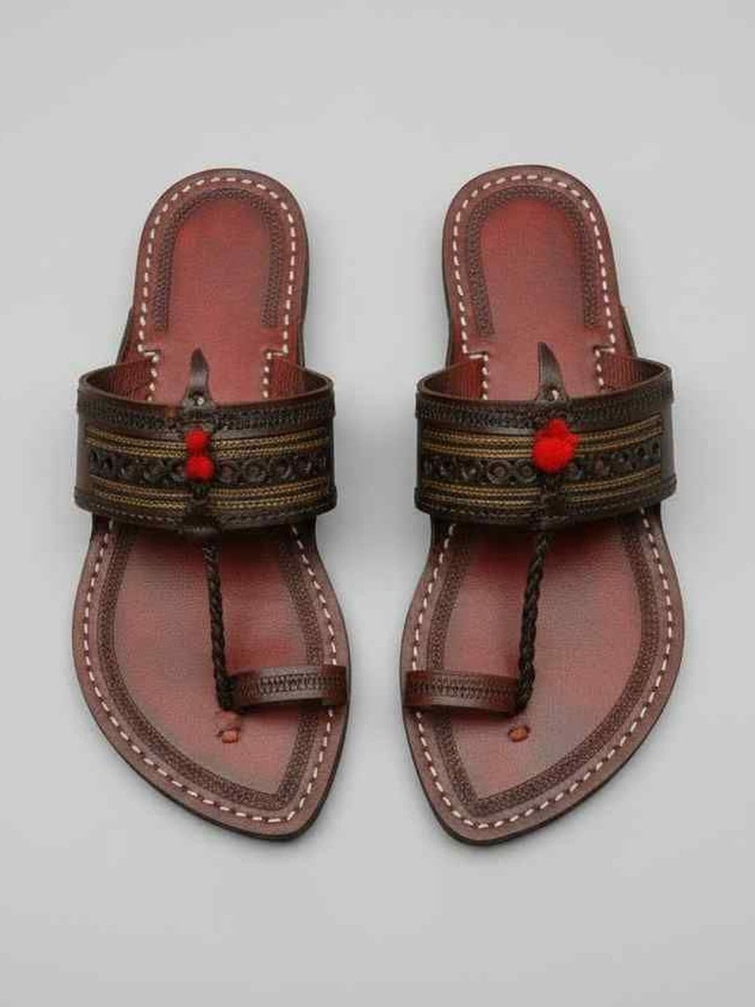niira.co NIIRA Men Leather Kolhapuri Comfort Sandals thumbnail 2