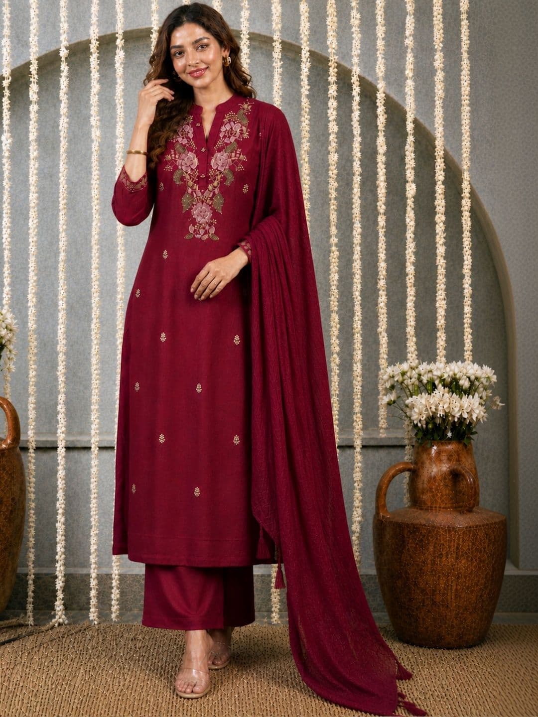 Klere Women Ethnic Motifs Embroidered Regular Thread Work Pure Cotton Kurta with Palazzos & With Dupatta thumbnail 3