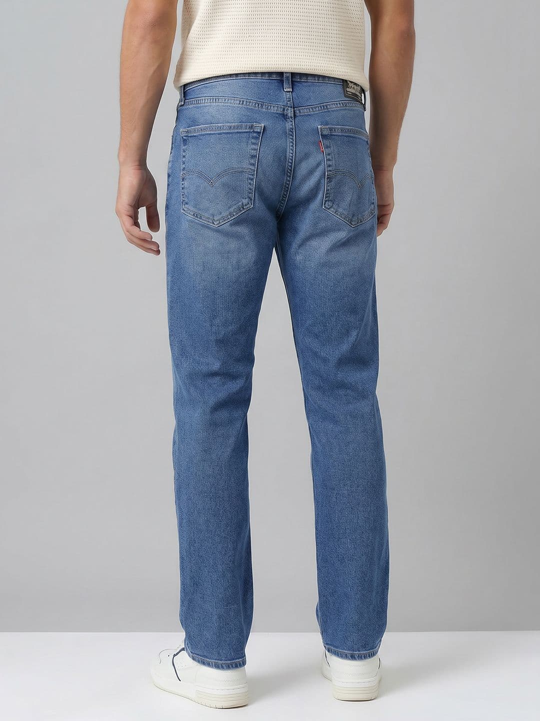 Levis Men 505 Straight Fit Stretchable Jeans thumbnail 3