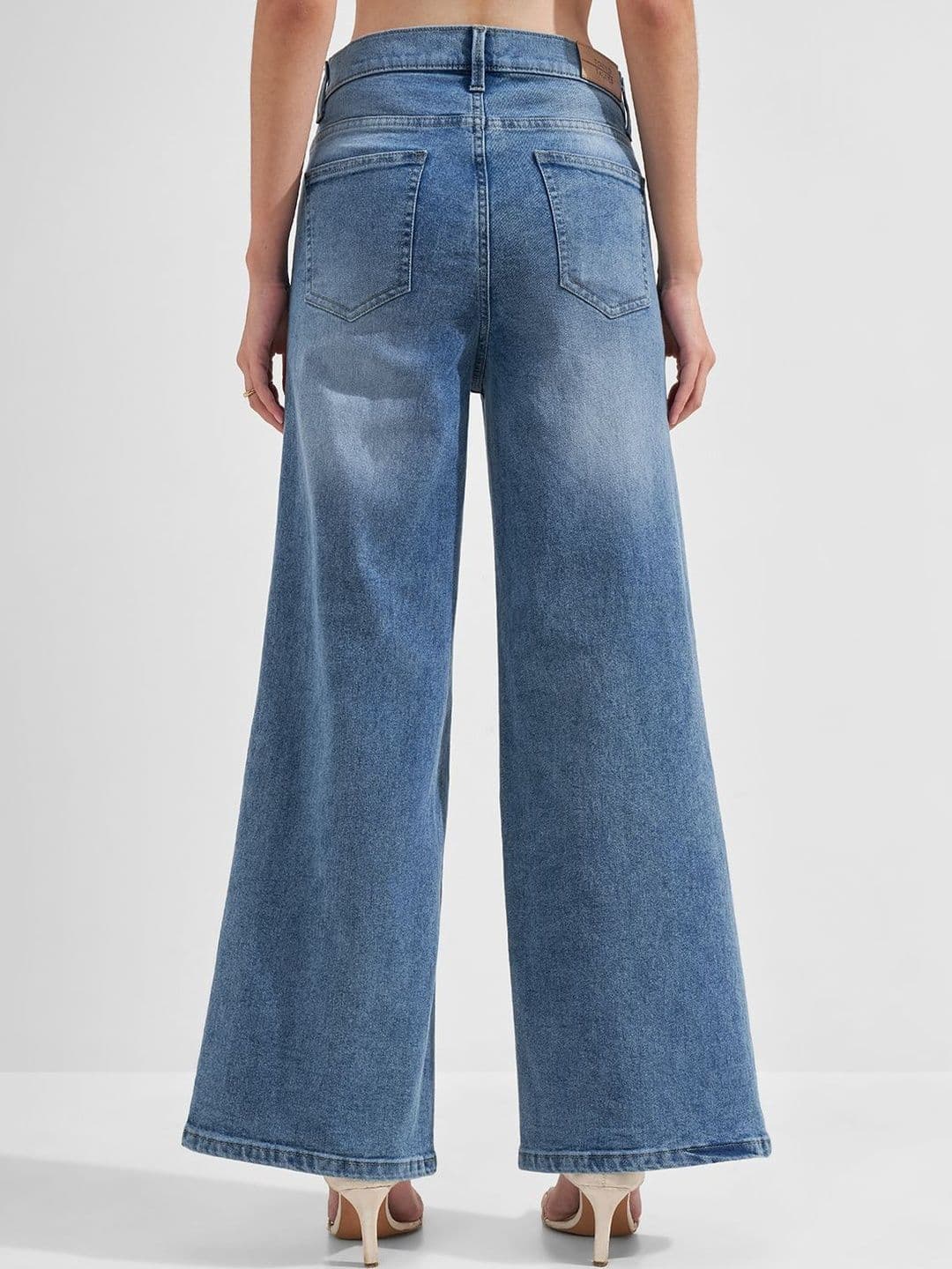 Tokyo Talkies Women Wide Leg Mid-Rise Light Fade Stretchable Jeans thumbnail 5